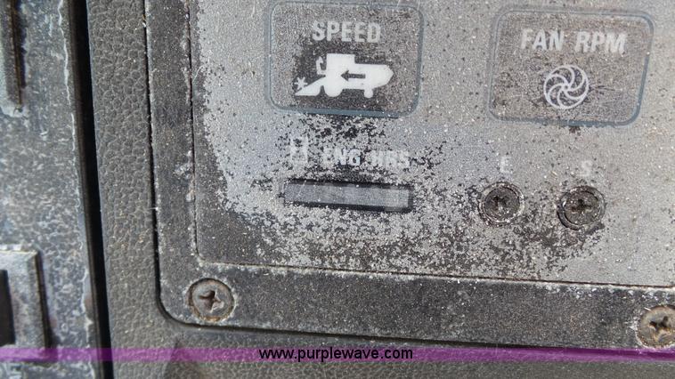 image for item L6554 1989 Case IH 1680 combine