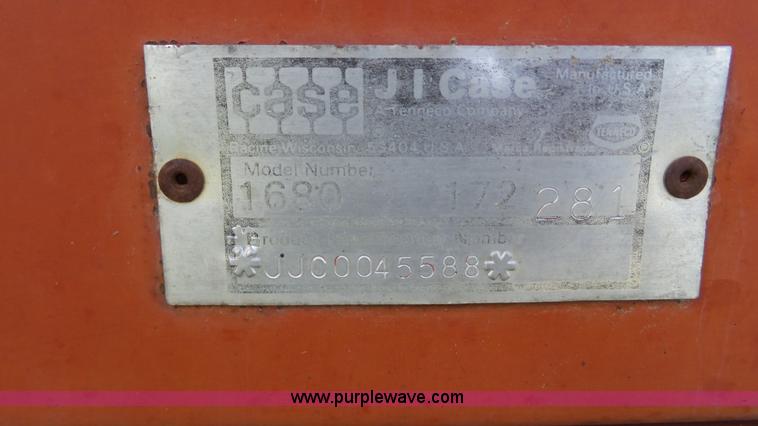 image for item L6554 1989 Case IH 1680 combine