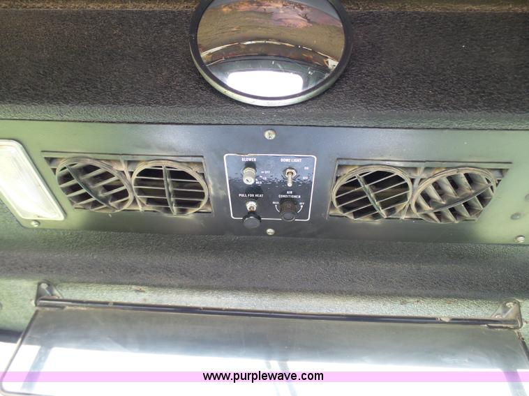 image for item L7068 1993 Ag-Chem TerraGator self-propelled applicator