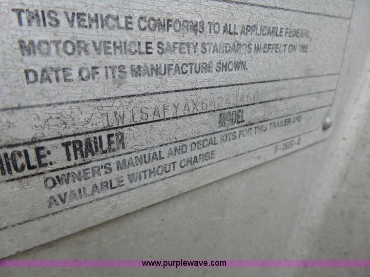 image for item L7231 2006 Wilson DWH500C double hopper grain trailer