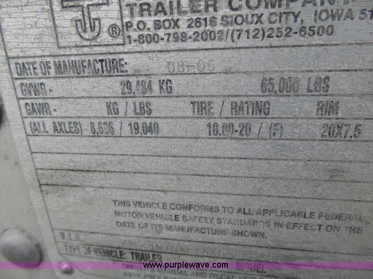 image for item L7231 2006 Wilson DWH500C double hopper grain trailer