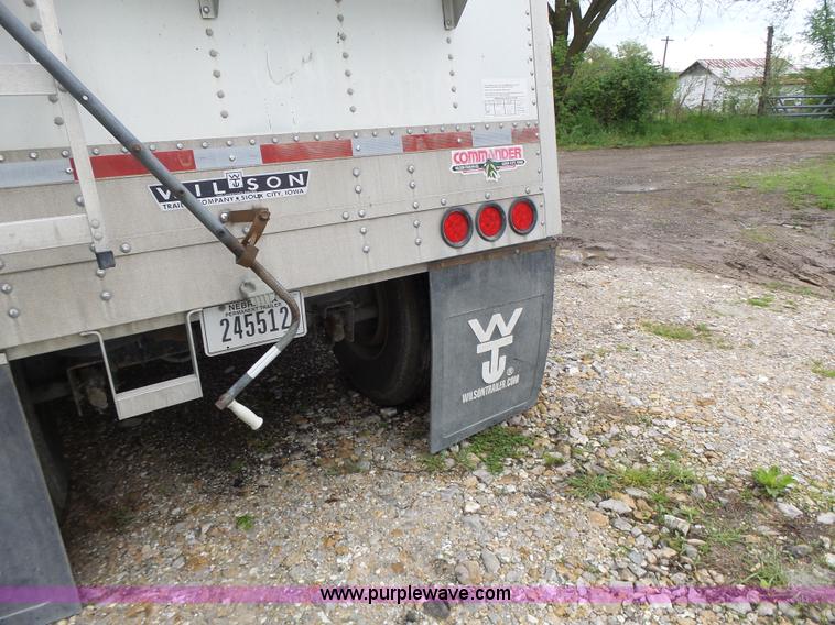 image for item L7231 2006 Wilson DWH500C double hopper grain trailer