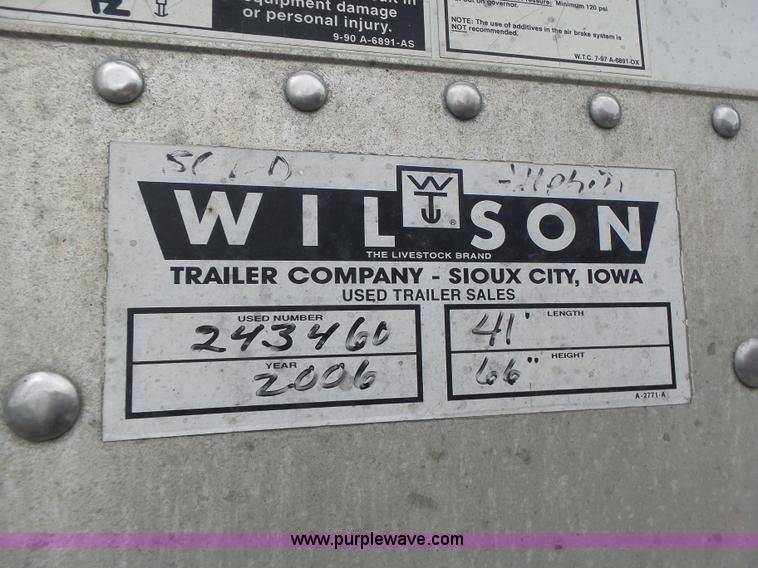 image for item L7231 2006 Wilson DWH500C double hopper grain trailer