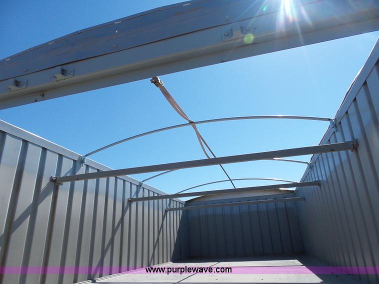 image for item L7498 2007 International DuraStar 4300 grain truck