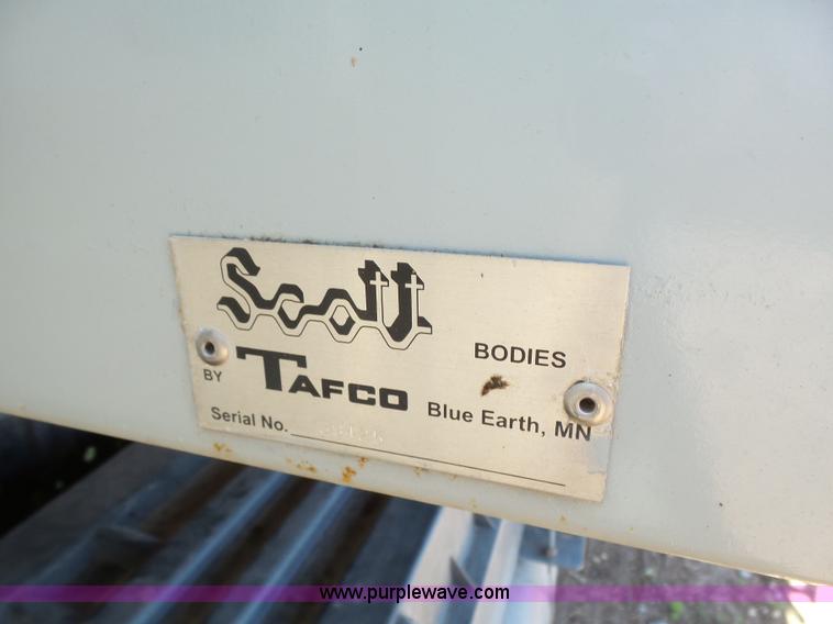 image for item L7498 2007 International DuraStar 4300 grain truck