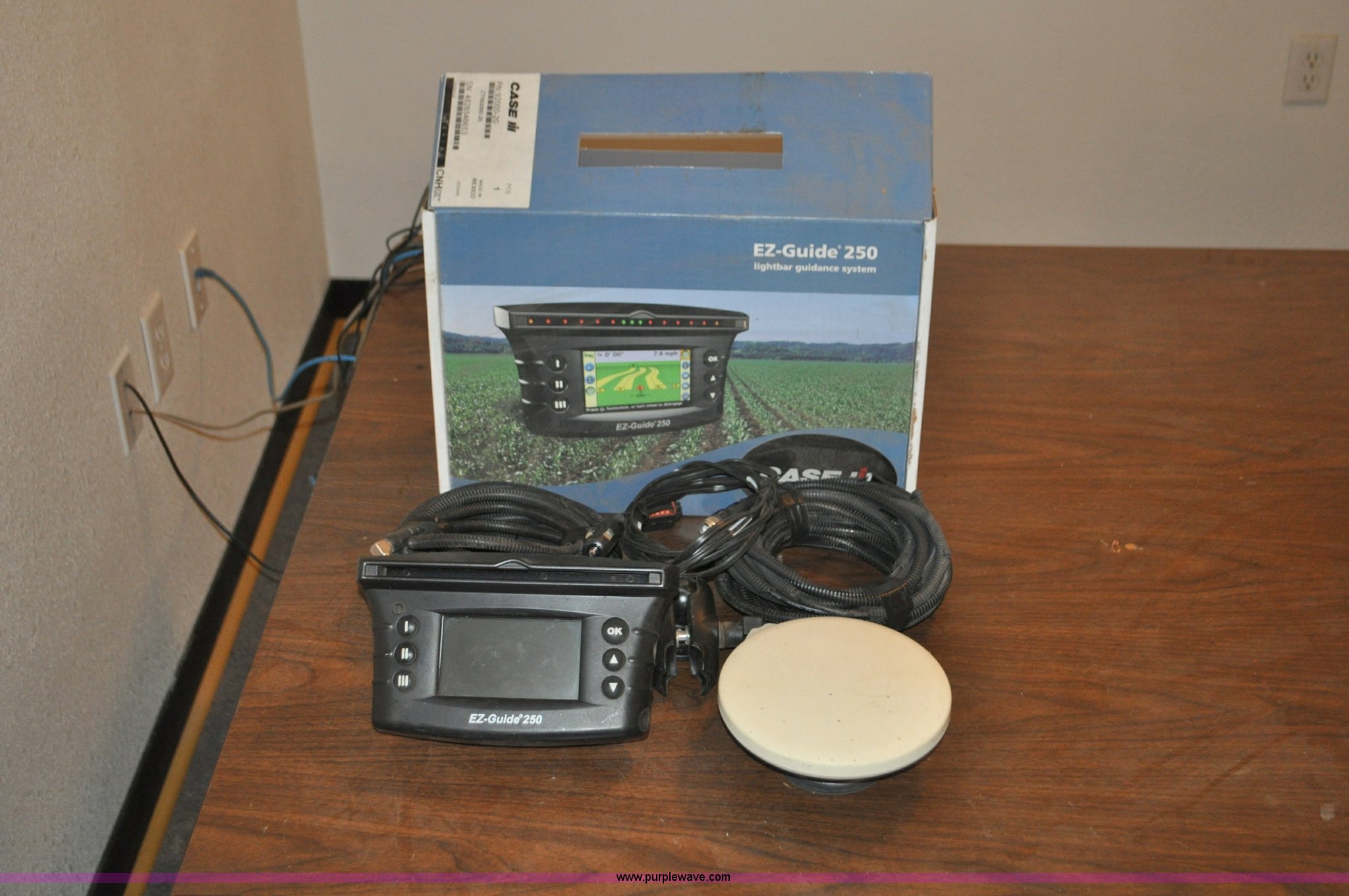 Trimble EZ Guide 250 GPS In Julesburg CO Item G7404 Sold Purple Wave