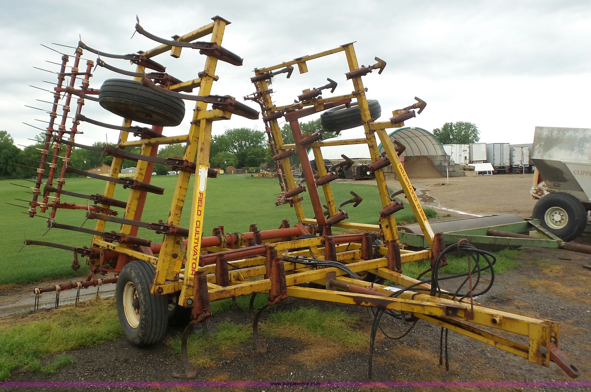 Kent 532383 field cultivator in Lawrence, KS Item K4554 sold