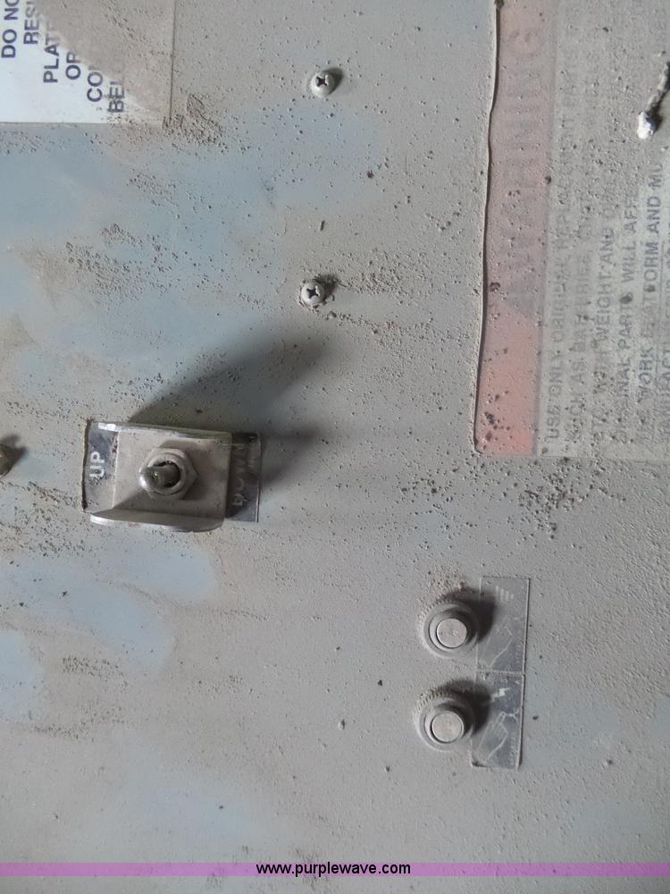 image for item AL9175 2001 Skyjack 3015 scissor lift