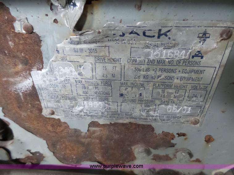 image for item AL9175 2001 Skyjack 3015 scissor lift