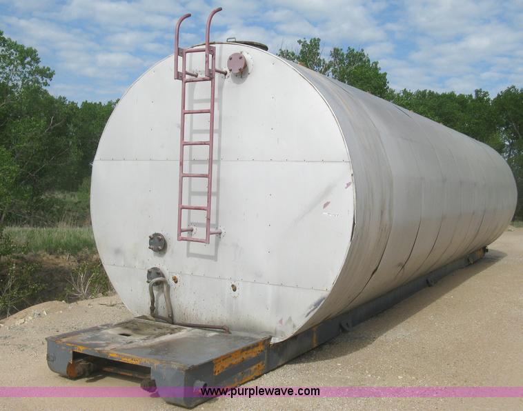 image for item BF9868 Sundance asphalt oil tank