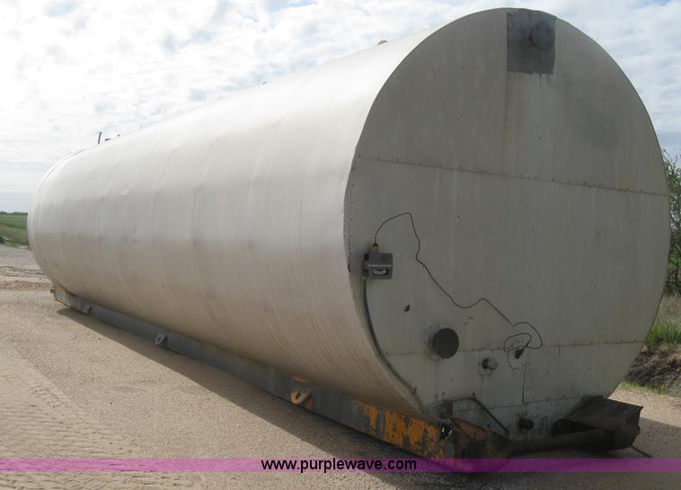 image for item BF9868 Sundance asphalt oil tank