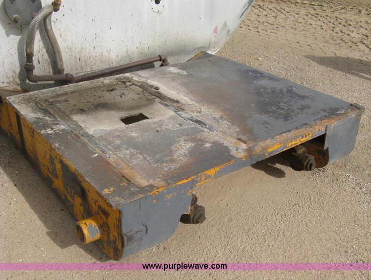 image for item BF9868 Sundance asphalt oil tank