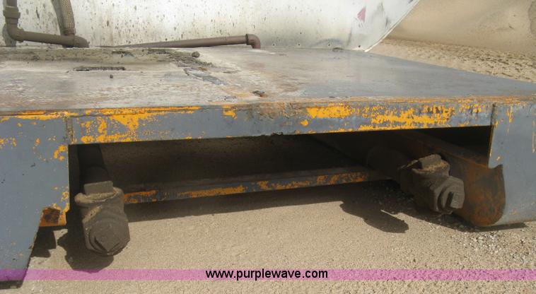 image for item BF9868 Sundance asphalt oil tank