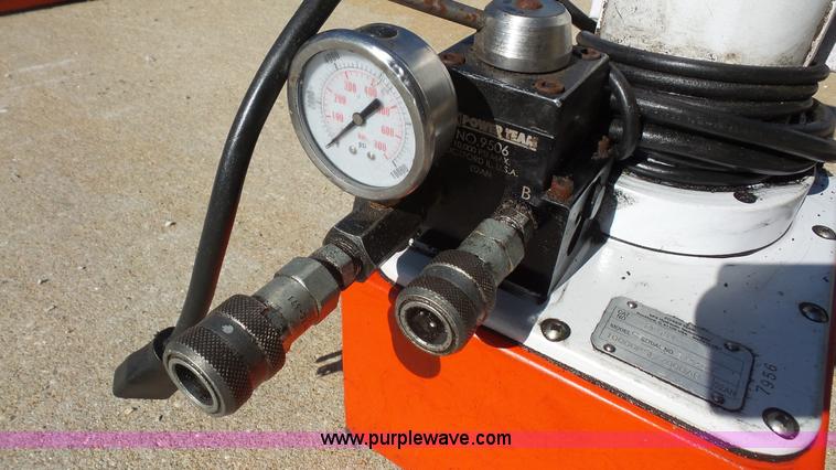 image for item BN9505 Power Team PE554 hydraulic pump