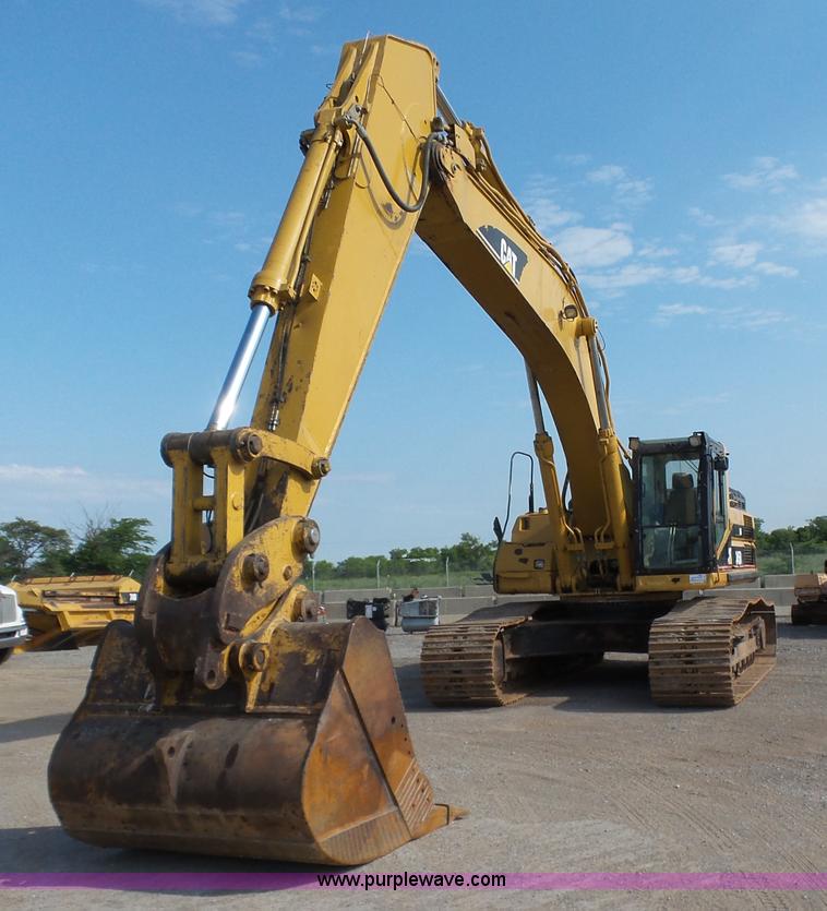 image for item J2792 2000 Caterpillar 345B L Series II excavator