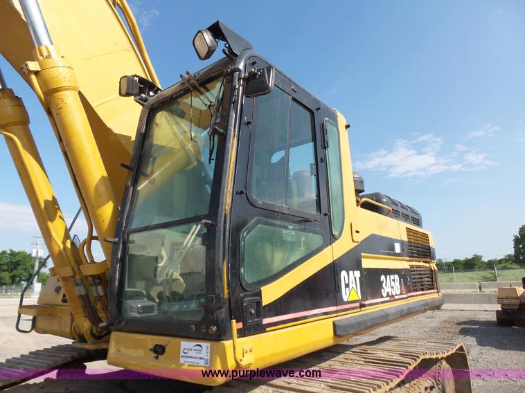 image for item J2792 2000 Caterpillar 345B L Series II excavator