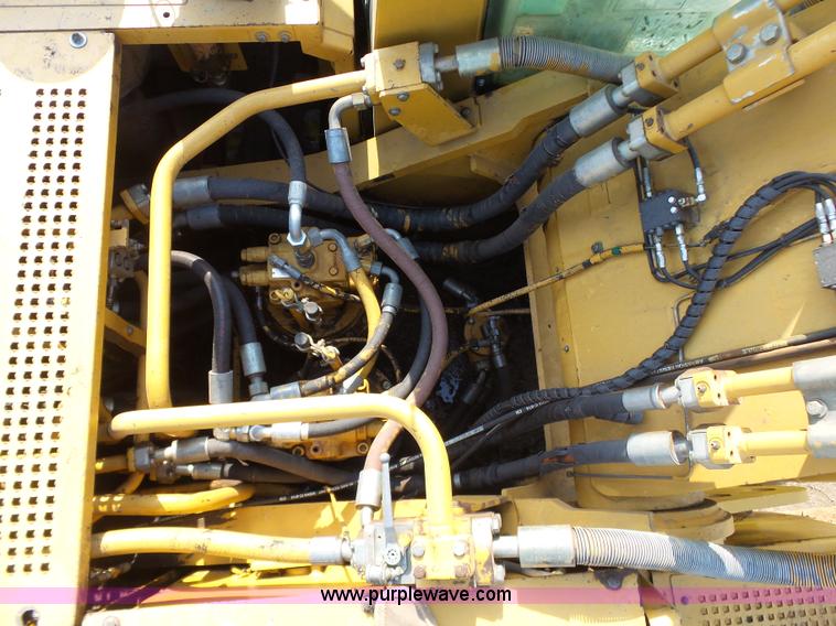 image for item J2792 2000 Caterpillar 345B L Series II excavator