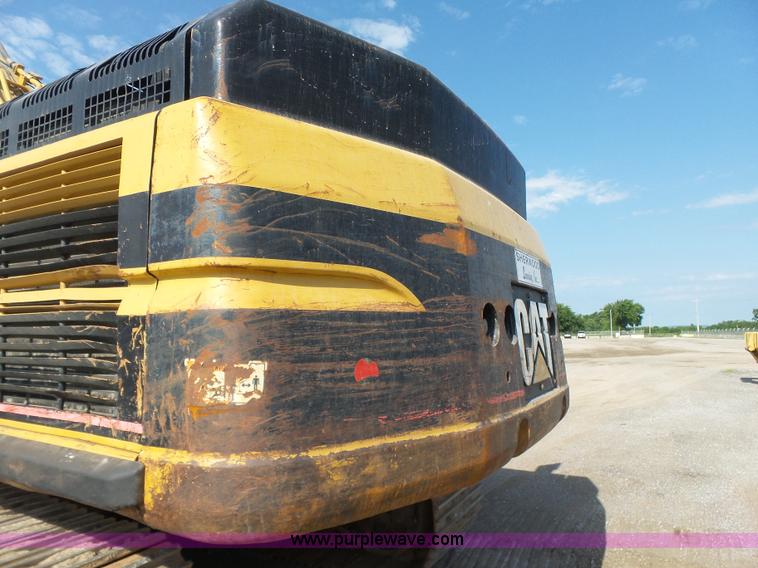 image for item J2792 2000 Caterpillar 345B L Series II excavator