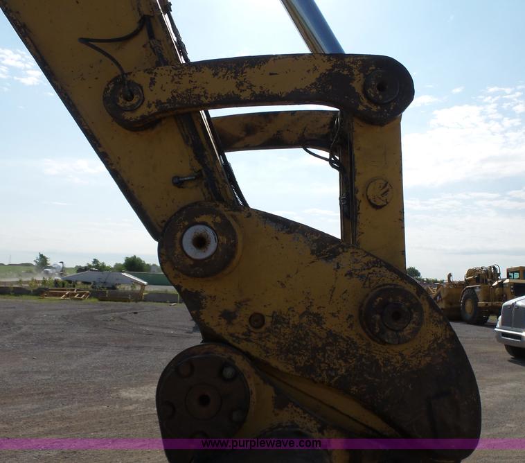 image for item J2792 2000 Caterpillar 345B L Series II excavator