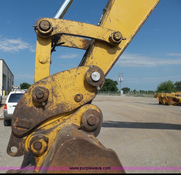image for item J2792 2000 Caterpillar 345B L Series II excavator