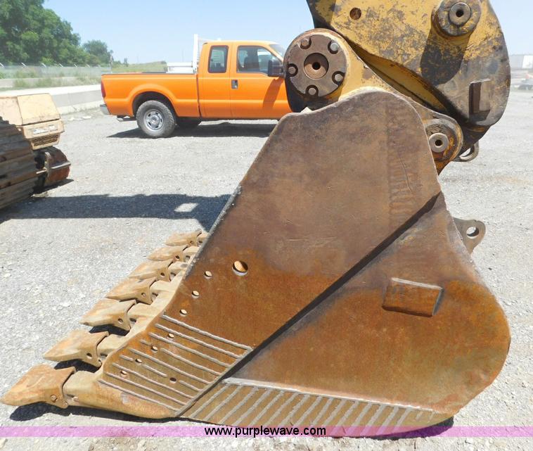 image for item J2792 2000 Caterpillar 345B L Series II excavator