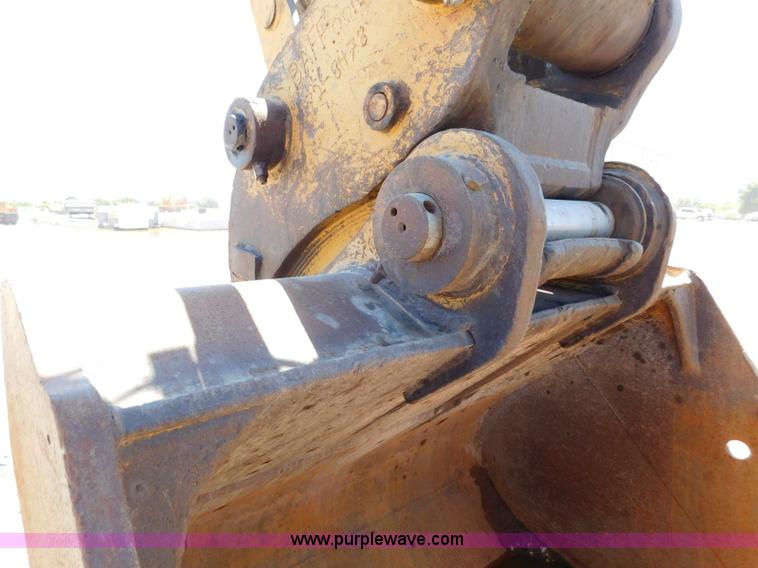 image for item J2792 2000 Caterpillar 345B L Series II excavator