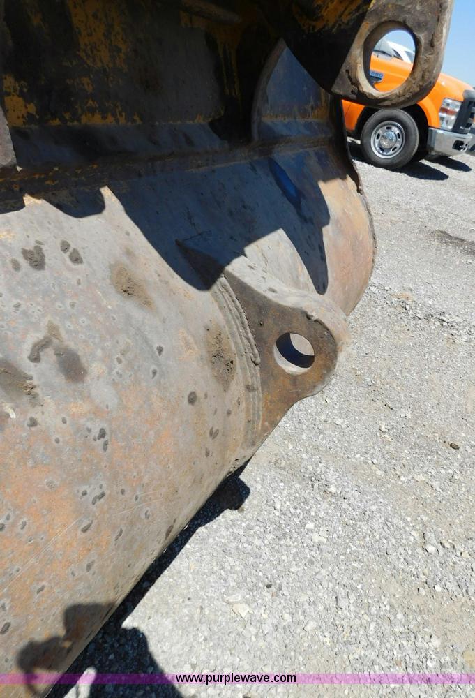 image for item J2792 2000 Caterpillar 345B L Series II excavator