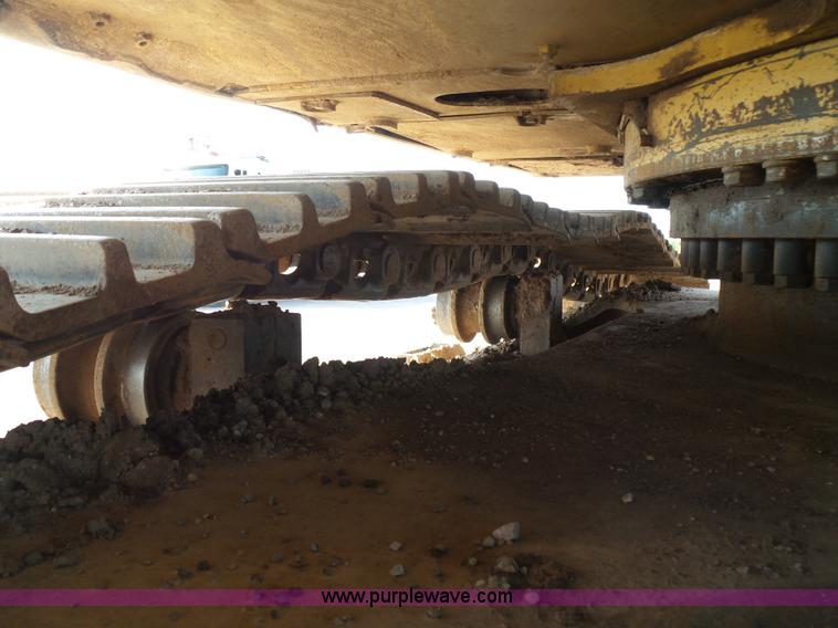 image for item J2792 2000 Caterpillar 345B L Series II excavator