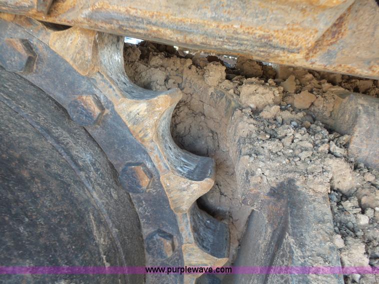 image for item J2792 2000 Caterpillar 345B L Series II excavator