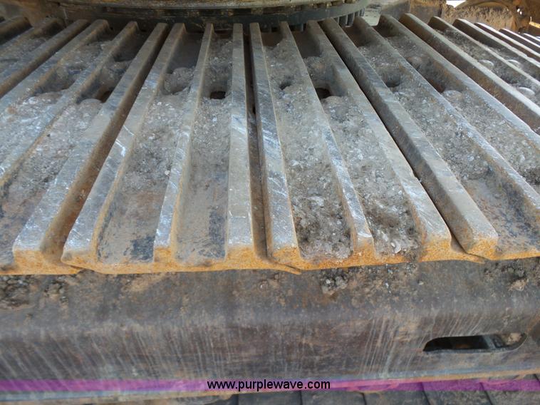 image for item J2792 2000 Caterpillar 345B L Series II excavator