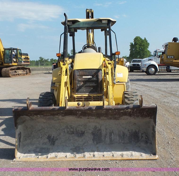 image for item J2793 2004 Komatsu WB140-2N backhoe