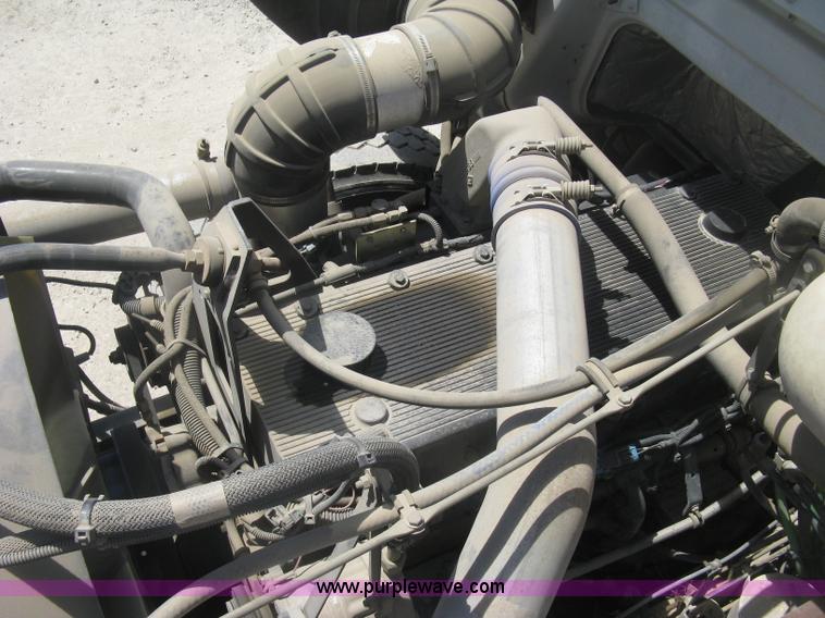 image for item J2797 2001 Volvo WG crane truck