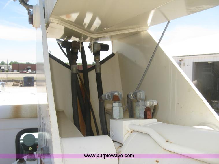 image for item J2797 2001 Volvo WG crane truck