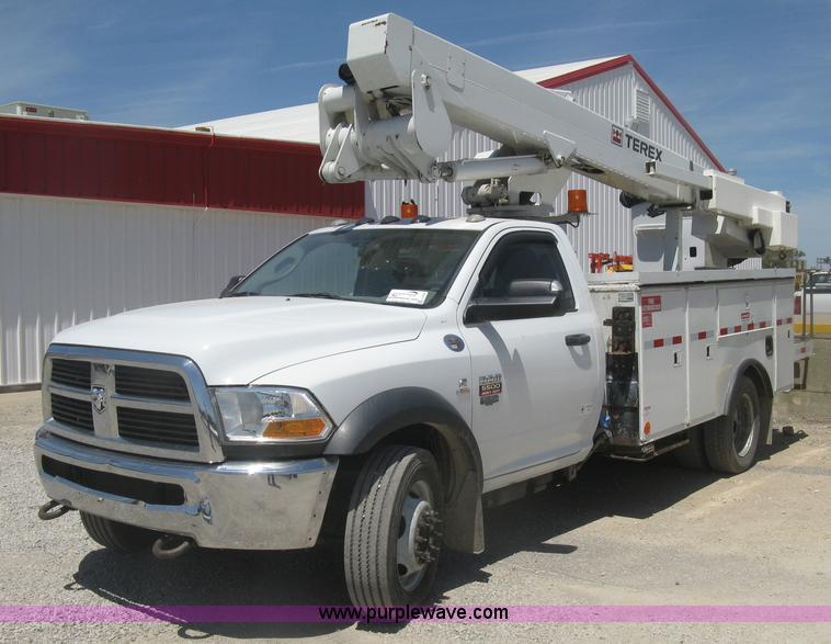 image for item J2798 2011 Dodge Ram 5500 bucket truck