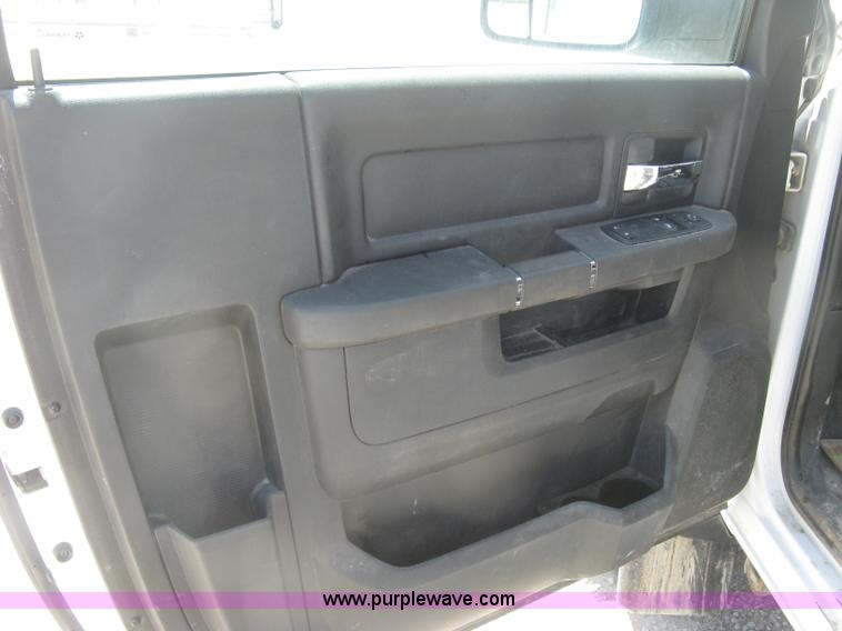 image for item J2798 2011 Dodge Ram 5500 bucket truck