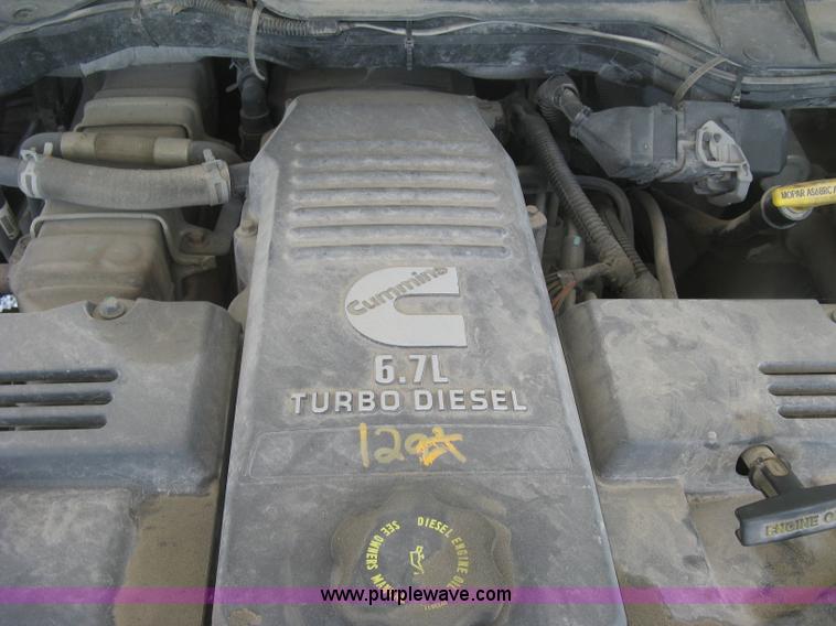 image for item J2798 2011 Dodge Ram 5500 bucket truck