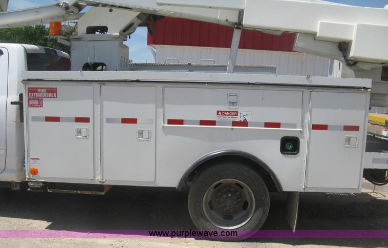 image for item J2798 2011 Dodge Ram 5500 bucket truck