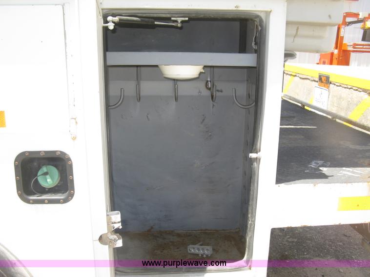 image for item J2798 2011 Dodge Ram 5500 bucket truck