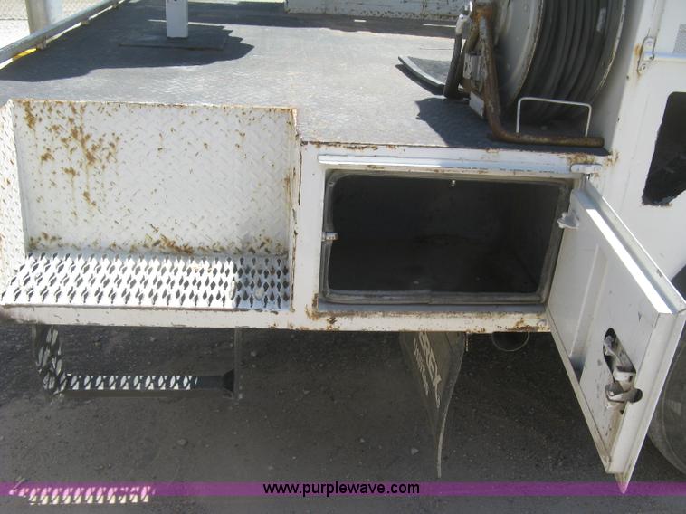 image for item J2798 2011 Dodge Ram 5500 bucket truck