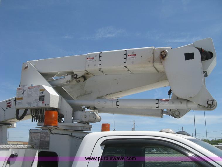 image for item J2798 2011 Dodge Ram 5500 bucket truck