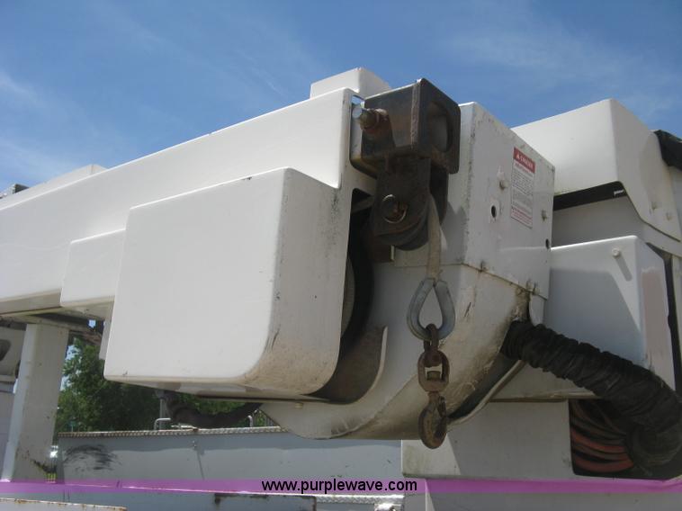 image for item J2798 2011 Dodge Ram 5500 bucket truck