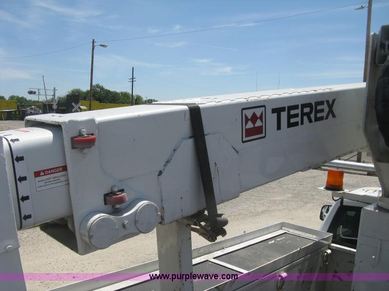 image for item J2798 2011 Dodge Ram 5500 bucket truck