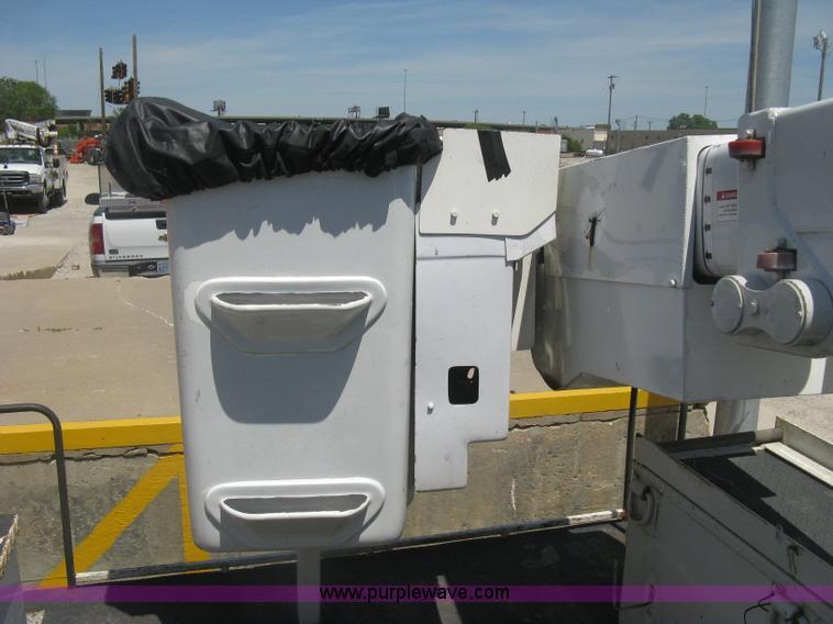 image for item J2798 2011 Dodge Ram 5500 bucket truck