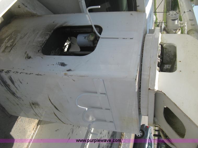image for item J2798 2011 Dodge Ram 5500 bucket truck