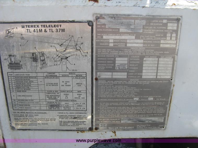 image for item J2798 2011 Dodge Ram 5500 bucket truck