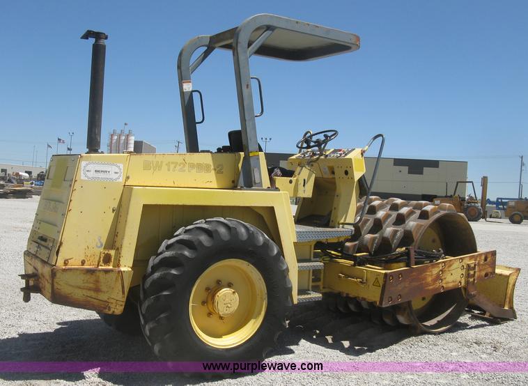 image for item J2800 Bomag BW172PDB-2 vibratory padfoot compactor