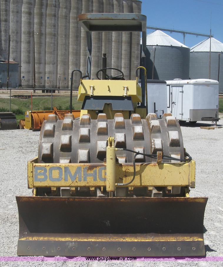 image for item J2800 Bomag BW172PDB-2 vibratory padfoot compactor