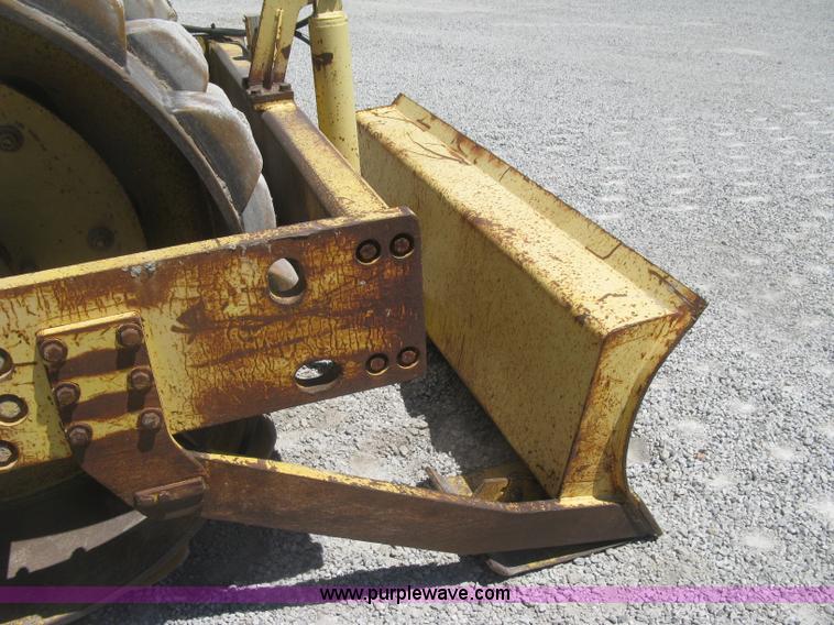 image for item J2800 Bomag BW172PDB-2 vibratory padfoot compactor