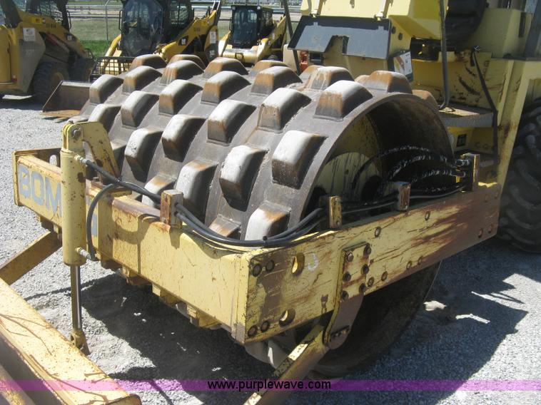 image for item J2800 Bomag BW172PDB-2 vibratory padfoot compactor