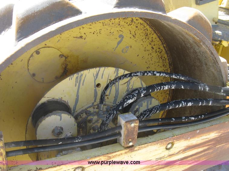 image for item J2800 Bomag BW172PDB-2 vibratory padfoot compactor